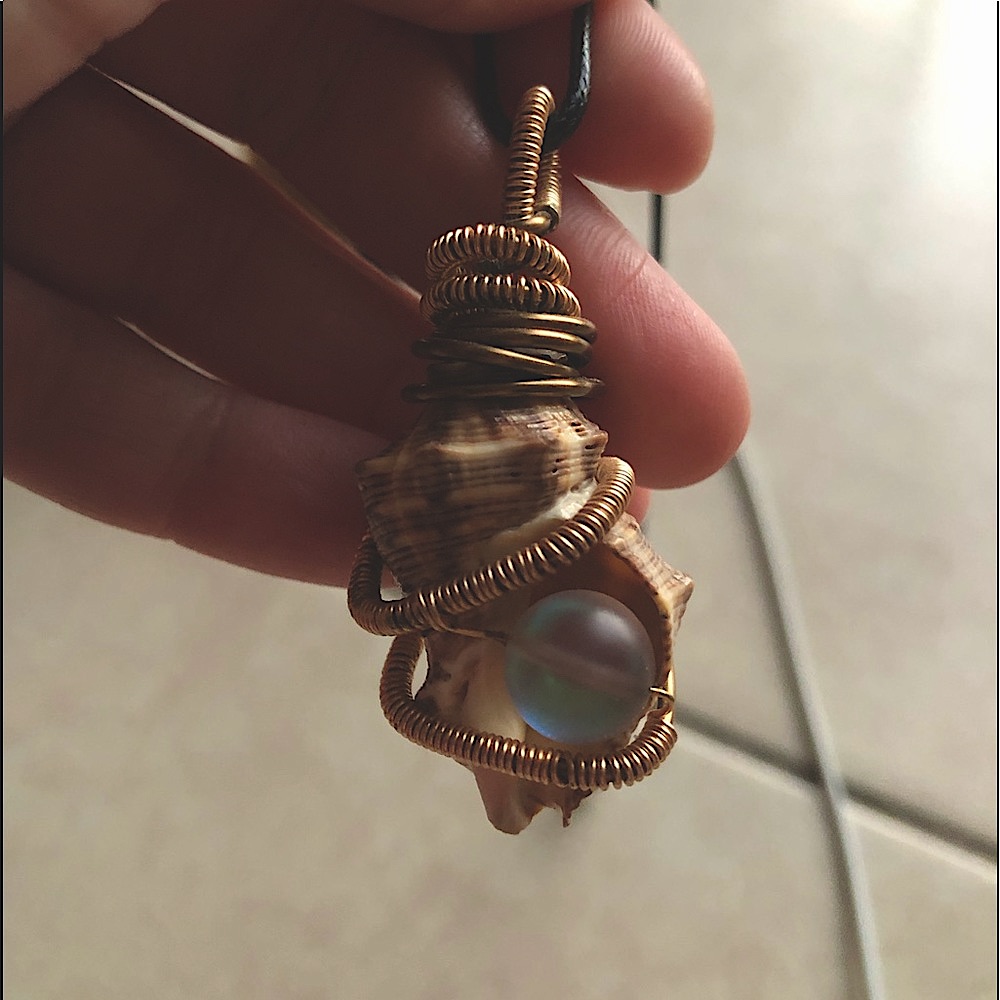 Conch Shell Wire Wrap